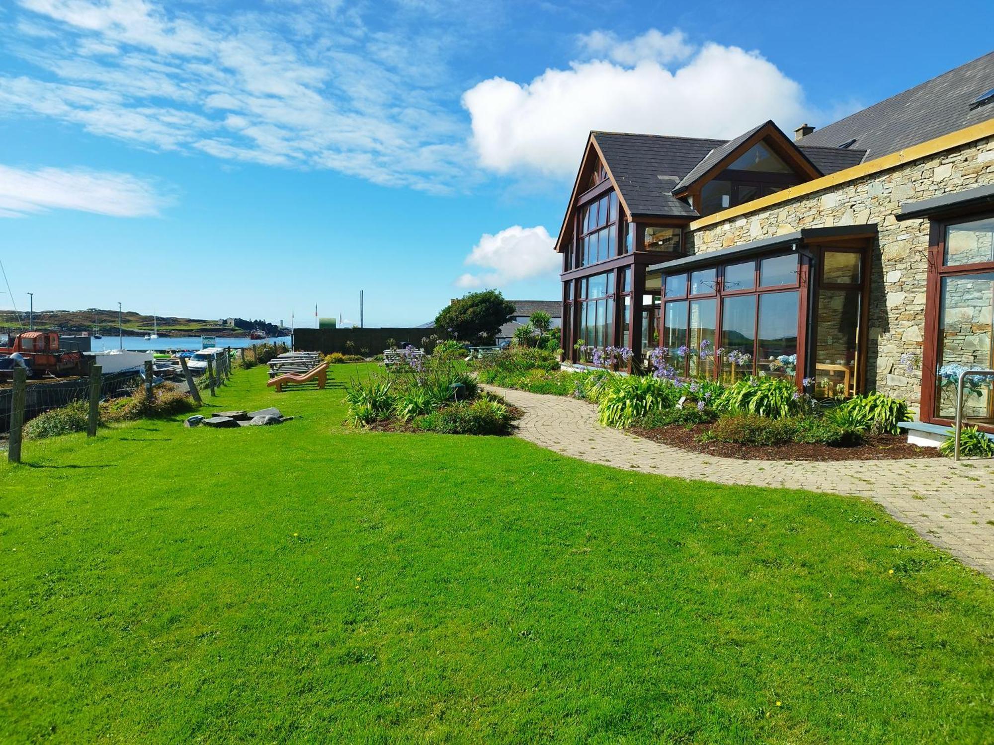 Inishbofin House Hotel Buitenkant foto